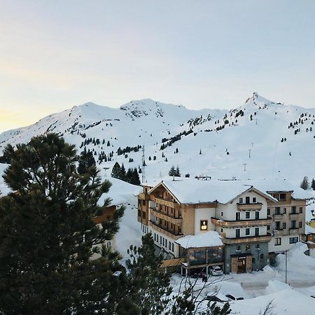 Hotel Alpenland โอเบอร์เทาเอิร์น ภายนอก รูปภาพ