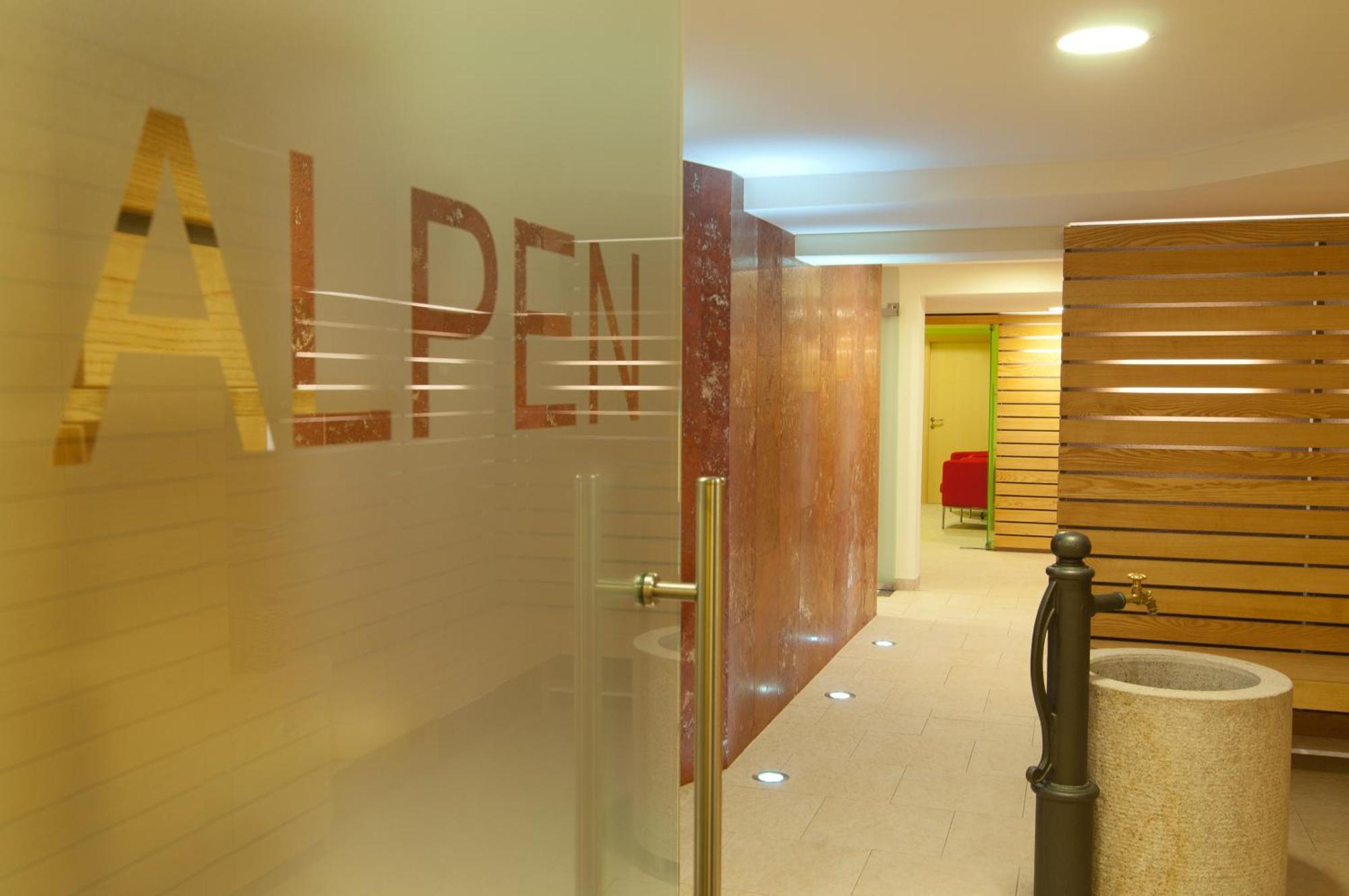 Hotel Alpenland โอเบอร์เทาเอิร์น ภายนอก รูปภาพ