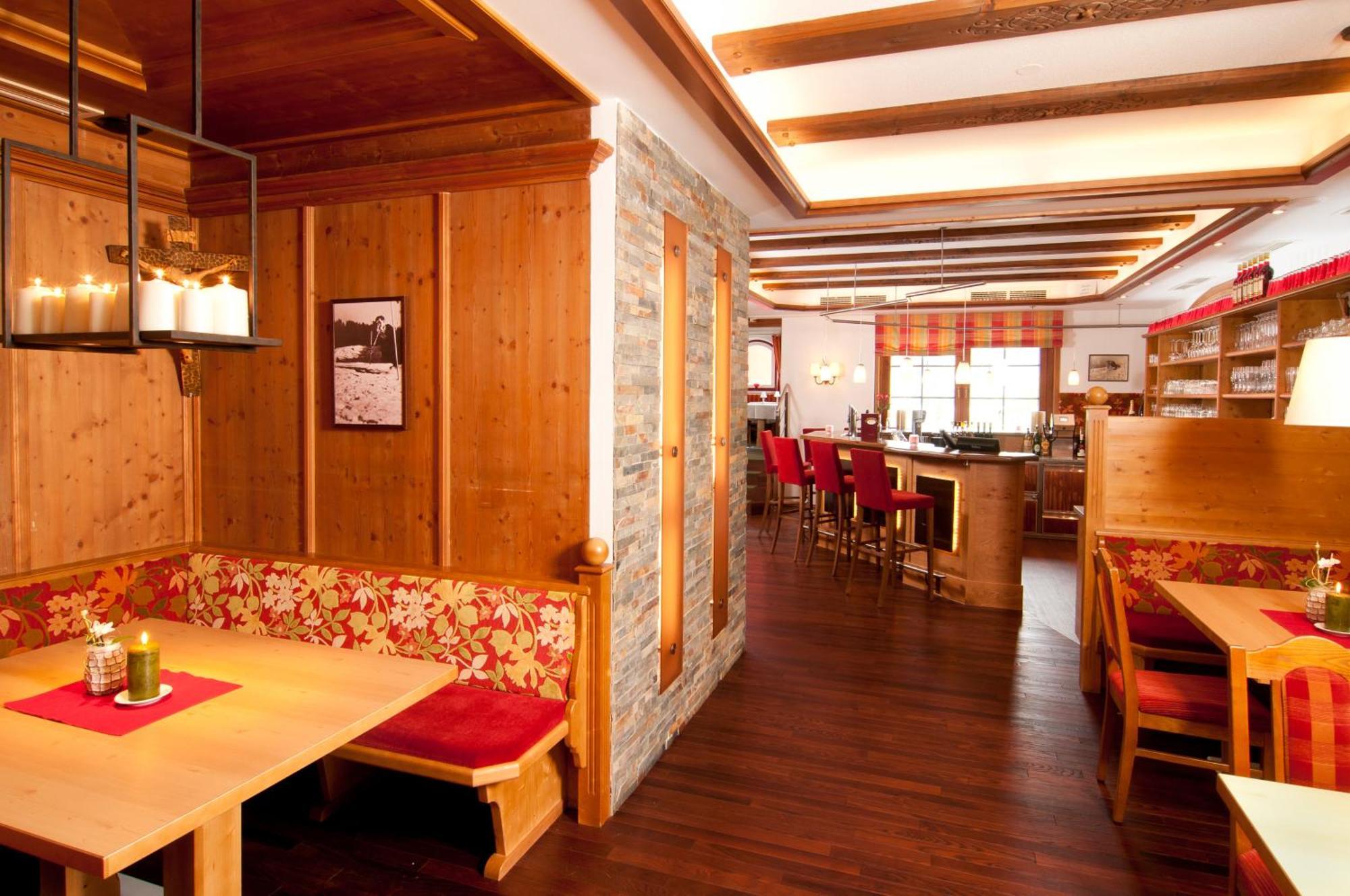 Hotel Alpenland โอเบอร์เทาเอิร์น ภายนอก รูปภาพ