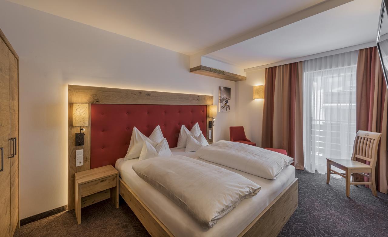 Hotel Alpenland โอเบอร์เทาเอิร์น ภายนอก รูปภาพ