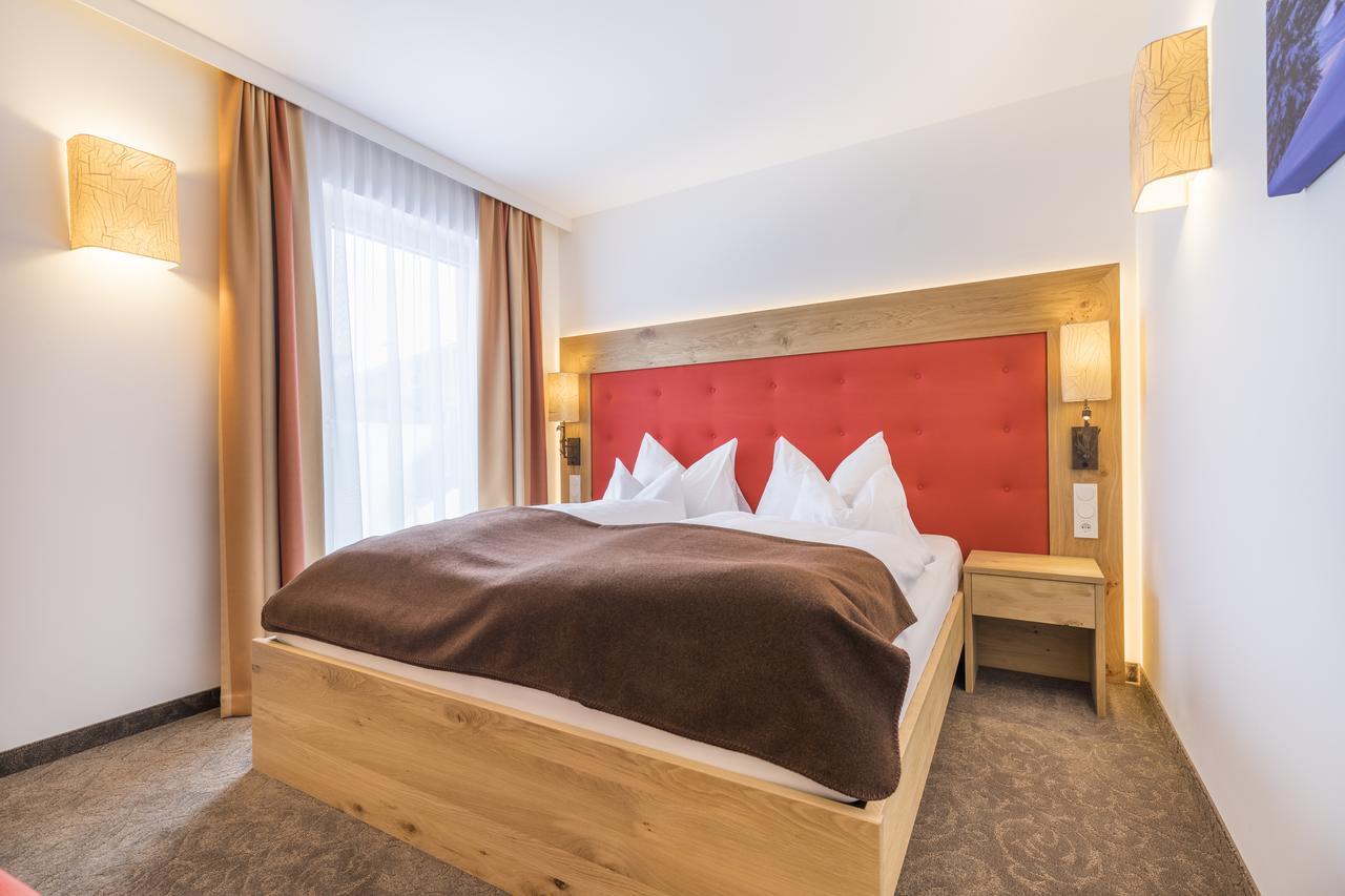 Hotel Alpenland โอเบอร์เทาเอิร์น ภายนอก รูปภาพ
