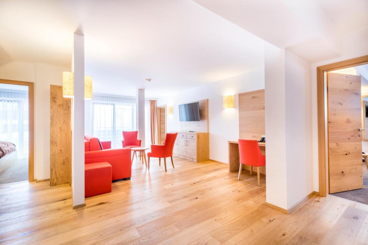 Hotel Alpenland โอเบอร์เทาเอิร์น ภายนอก รูปภาพ
